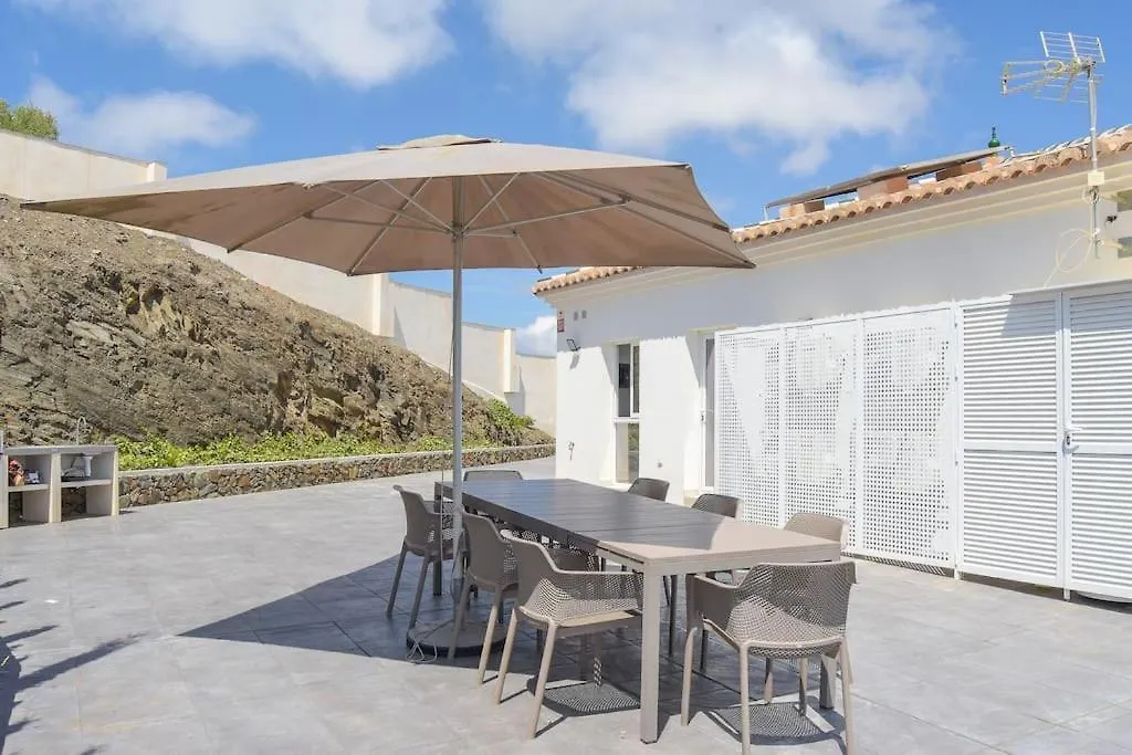 Gran Villa Con Bonitas Vistas Nerja