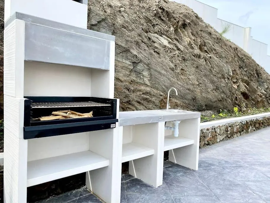 Gran Villa Con Bonitas Vistas Nerja