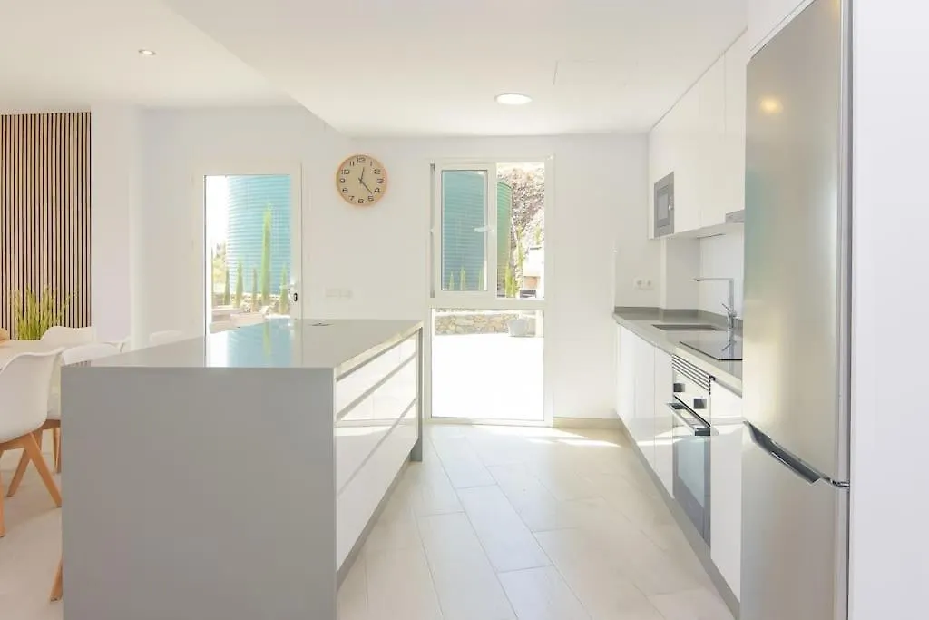 Gran Villa Con Bonitas Vistas Nerja